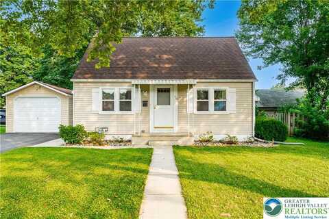 16 Charles Avenue, Nazareth, PA 18064