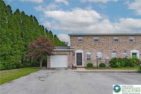 4943 Shawnee Court, White Hall, PA 18078