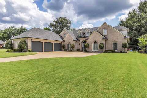 8945 CEDAR HOLLOW, Cordova, TN 38016