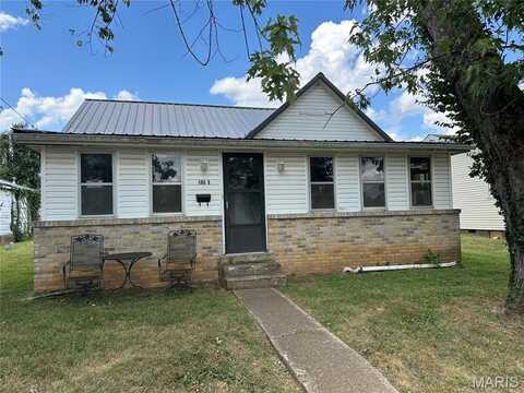 107,105 S Vandervoot Street, Desloge, MO 63601