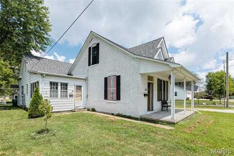 109 E Gooding Street, Millstadt, IL 62260