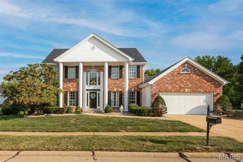 420 April Oaks Court, Ballwin, MO 63021