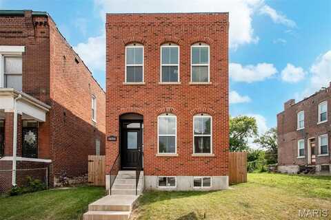 3400 Vista Avenue, Saint Louis, MO 63104