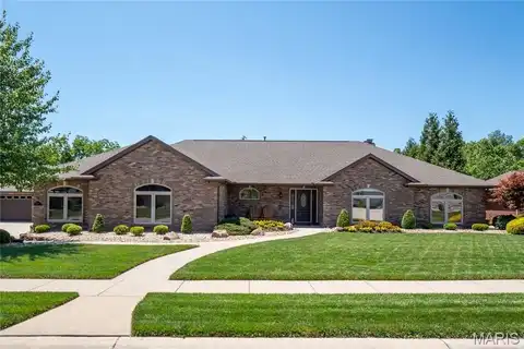 1221 Natalyns Trace, Lebanon, IL 62254