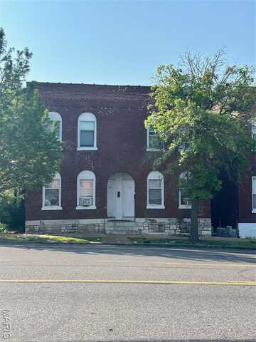 3240 Gravois Avenue, Saint Louis, MO 63118