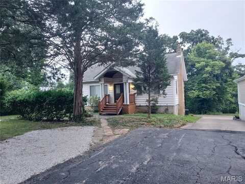 11610 Big Bend Road, Kirkwood, MO 63122