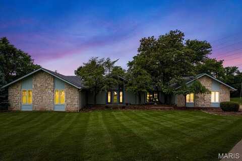 1661 Mason Knoll Road, Saint Louis, MO 63131