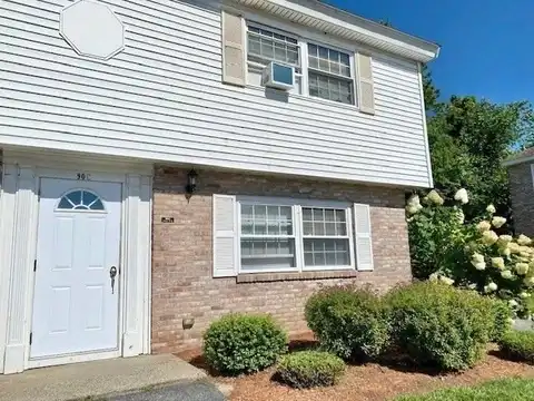 90C Washington Park Drive, Andover, MA 01810
