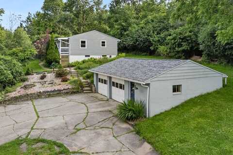 7 Arnold Dr, Mansfield, OH 44906