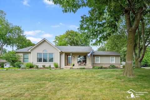 24575 Halley Crescent, Grosse Ile, MI 48138