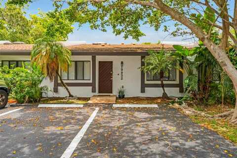 19932 NE 5th Ct, Miami, FL 33179