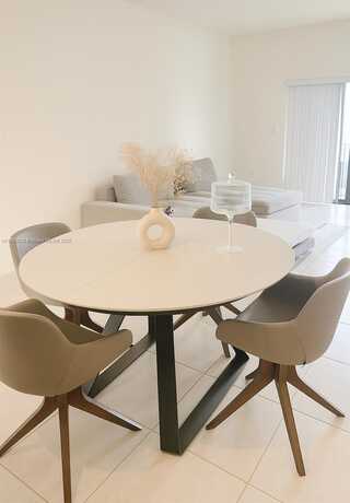 4670 NW 84th Ave, Doral, FL 33166