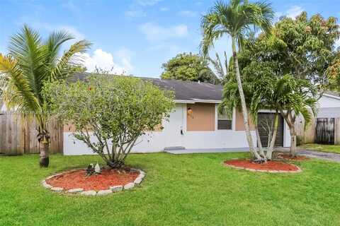 8170 SW 6th Ct, North Lauderdale, FL 33068