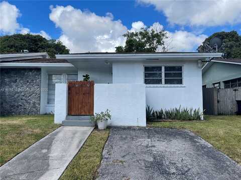 20520 SW 92nd Pl, Cutler Bay, FL 33189