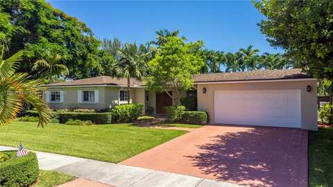 10480 SW 93rd Ter, Miami, FL 33176