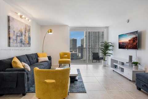 1200 Brickell Bay Dr, Miami, FL 33131