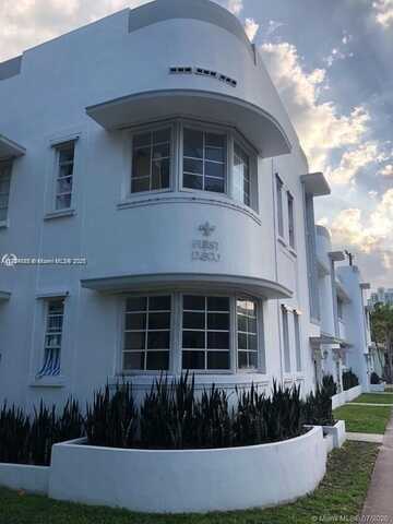 810 7th St, Miami Beach, FL 33139