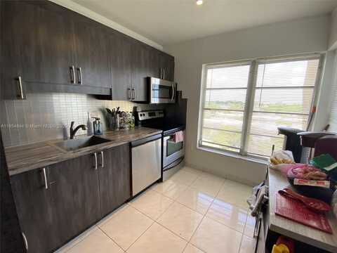 4174 Inverrary Dr Apt 1015, Lauderhill, FL 33319