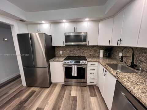 3800 S Ocean Dr, Hollywood, FL 33019
