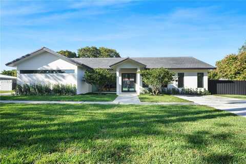 8765 SW 175th St, Palmetto Bay, FL 33157