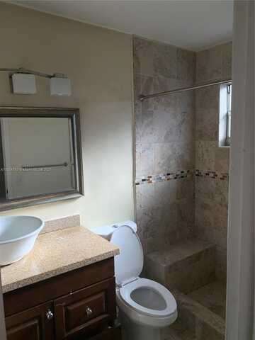 2641 Polk St, Hollywood, FL 33020