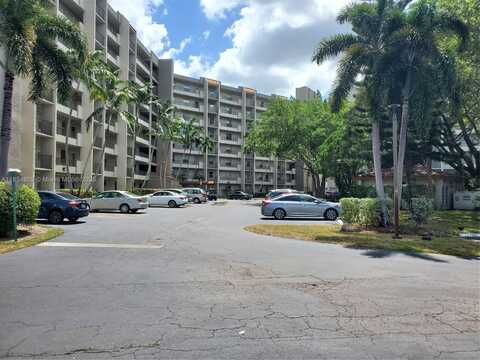 3940 Inverrary Blvd, Lauderhill, FL 33319