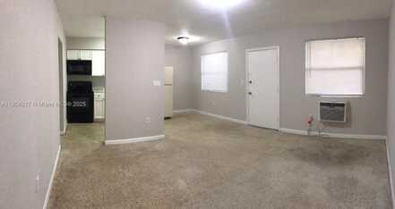 15940 NE 19th Pl, North Miami Beach, FL 33162