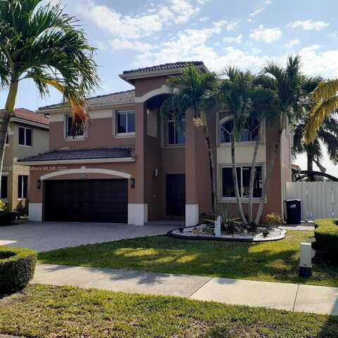 6913 SW 163rd Pl, Miami, FL 33193