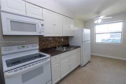 15980 NE 19th Pl, North Miami Beach, FL 33162