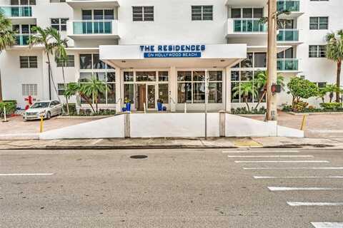 3000 S Ocean Dr, Hollywood, FL 33019