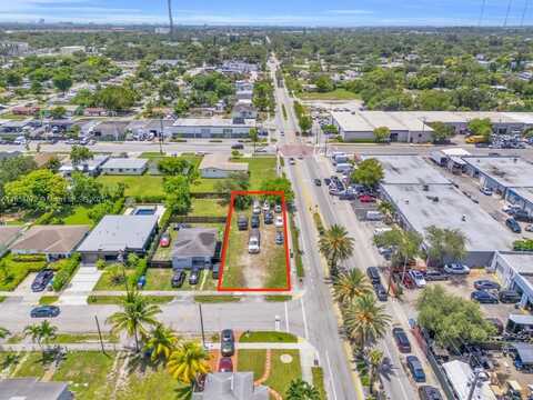5580 SW 24th St, West Park, FL 33023