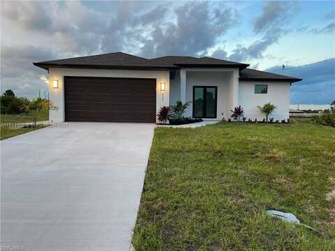 817 Newell St E, Lehigh Acres, FL 33974
