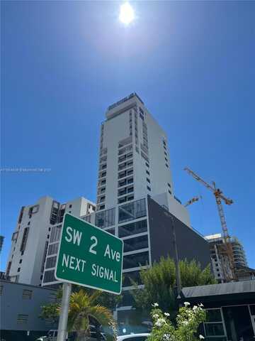 239 SW 9th St, Miami, FL 33130