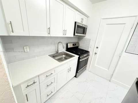 7435 Byron Ave, Miami Beach, FL 33141