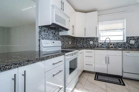 16400 NE 17th Ave, North Miami Beach, FL 33162