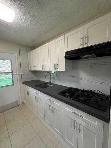 70 NE 202nd Ter, Miami Gardens, FL 33179