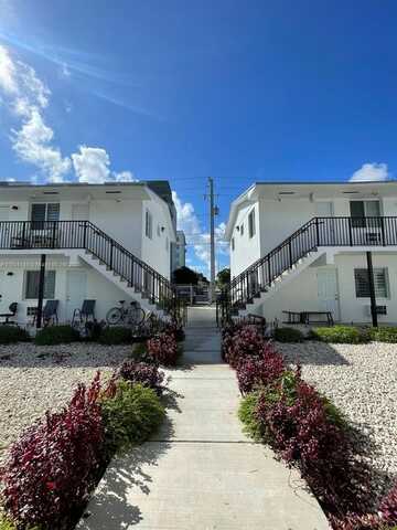 747 NW 60th St, Miami, FL 33127