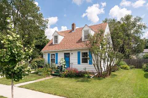 703 S Rusk Ave, Viroqua, WI 54665