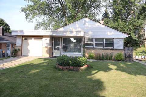 2924 S 57th St, Milwaukee, WI 53219