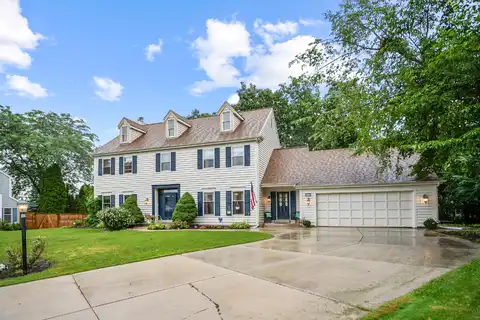 12935 W Ohio Ct, New Berlin, WI 53151