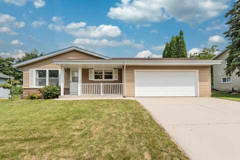 568 W Beutel Rd, Port Washington, WI 53074
