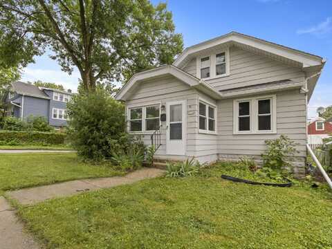 9324 W Lapham St, West Allis, WI 53214