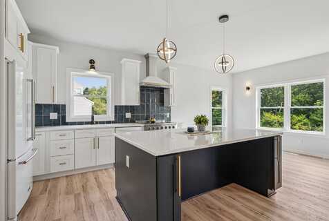 204 Pheasant Ln, West Bend, WI 53090