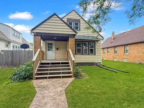 4672 N 40th St, Milwaukee, WI 53209
