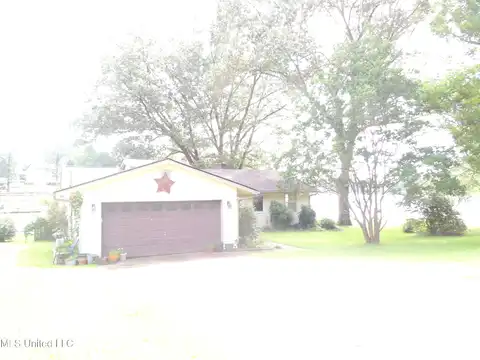 8671 Bob White Drive, Hernando, MS 38632