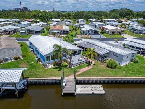 132 S SAINT THOMAS CIRCLE, APOLLO BEACH, FL 33572