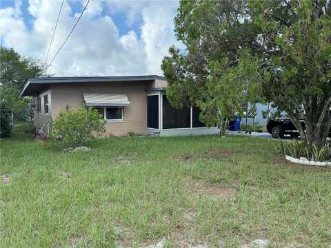 1117 OAKLAND, TAVARES, FL 32778