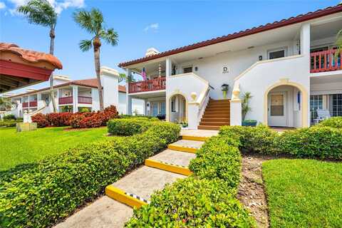 10600 VILLAGE DRIVE, SEMINOLE, FL 33772