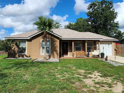 40647 E FIRST AVENUE, UMATILLA, FL 32784