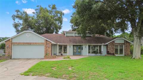 9126 QUEEN ELIZABETH COURT, ORLANDO, FL 32818